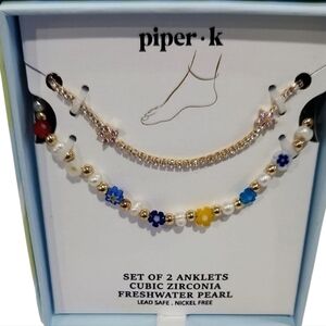 🔹️Piper K 🔹️Cubic Zirconia  Freshwater Pearl Set Of 2 Flower Anklets ✨️🌼